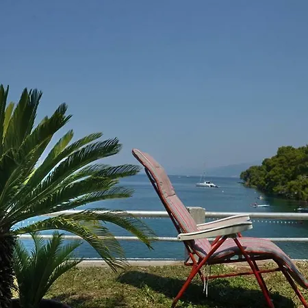 Bozi - 20m From The Beach *